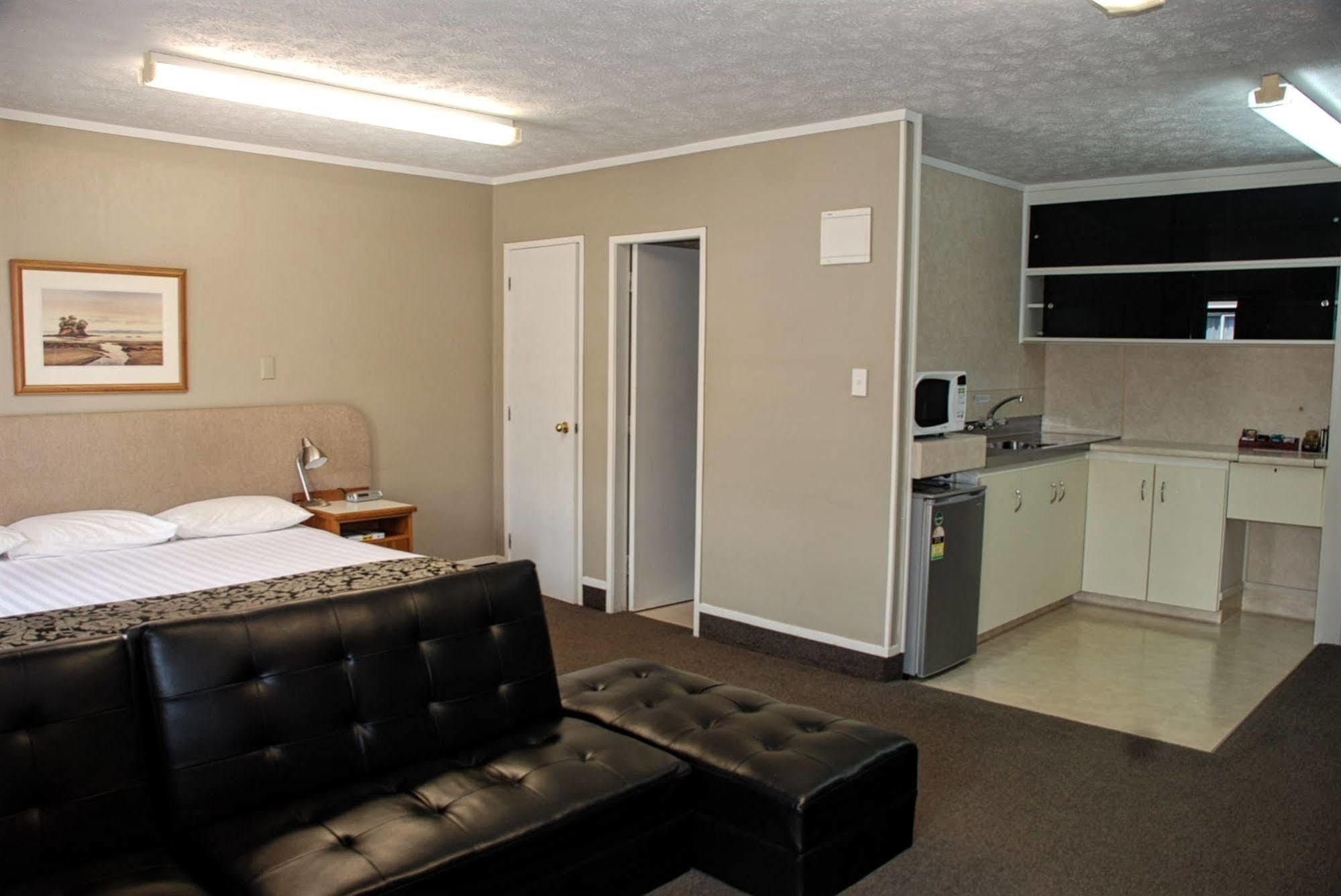 Fountain City Motor Inn Hamilton Exterior photo
